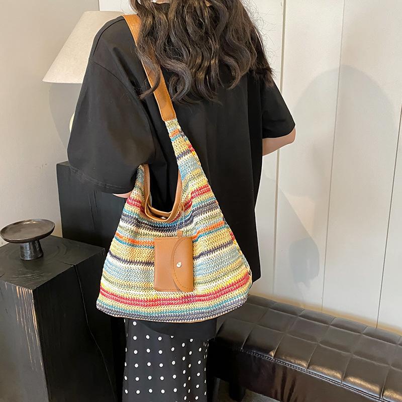 Hand-woven Bags Women's Bags 2025 New Trendy Fashion Retro Bucket Bags Vacation Style Fashion Straw Shoulder Bags