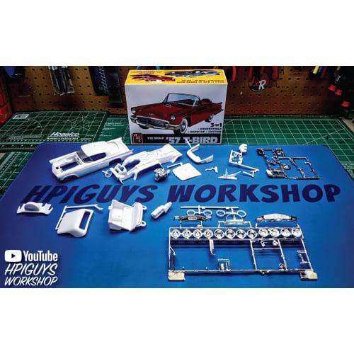 AMT 1/25 Scale Ford Thunderbird 1957 3-in-1 Plastic Model Kit AMT1397