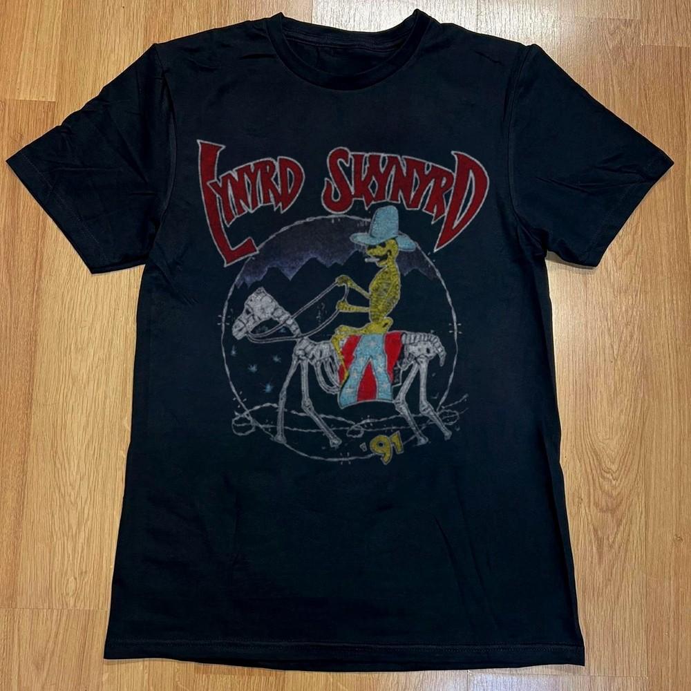 Vintage Lynyrd Skynyrd 1991 American Tour Unisex Black T-Shirt, Size S-5XL Unisex T-Shirt S