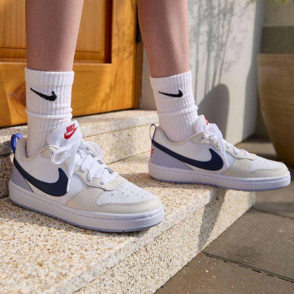 Nike Court Borough Abrasion Resistant Low top Kids Skateboarding Shoe 35.5