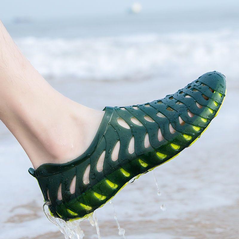 

Сандалии, мужские сетчатые красные модные пляжные туфли, уличные сандалии для пары для вождения, сандалии с закрытым носком, износостойкая нескользящая обувь с отверстиями 45 темно-зеленого