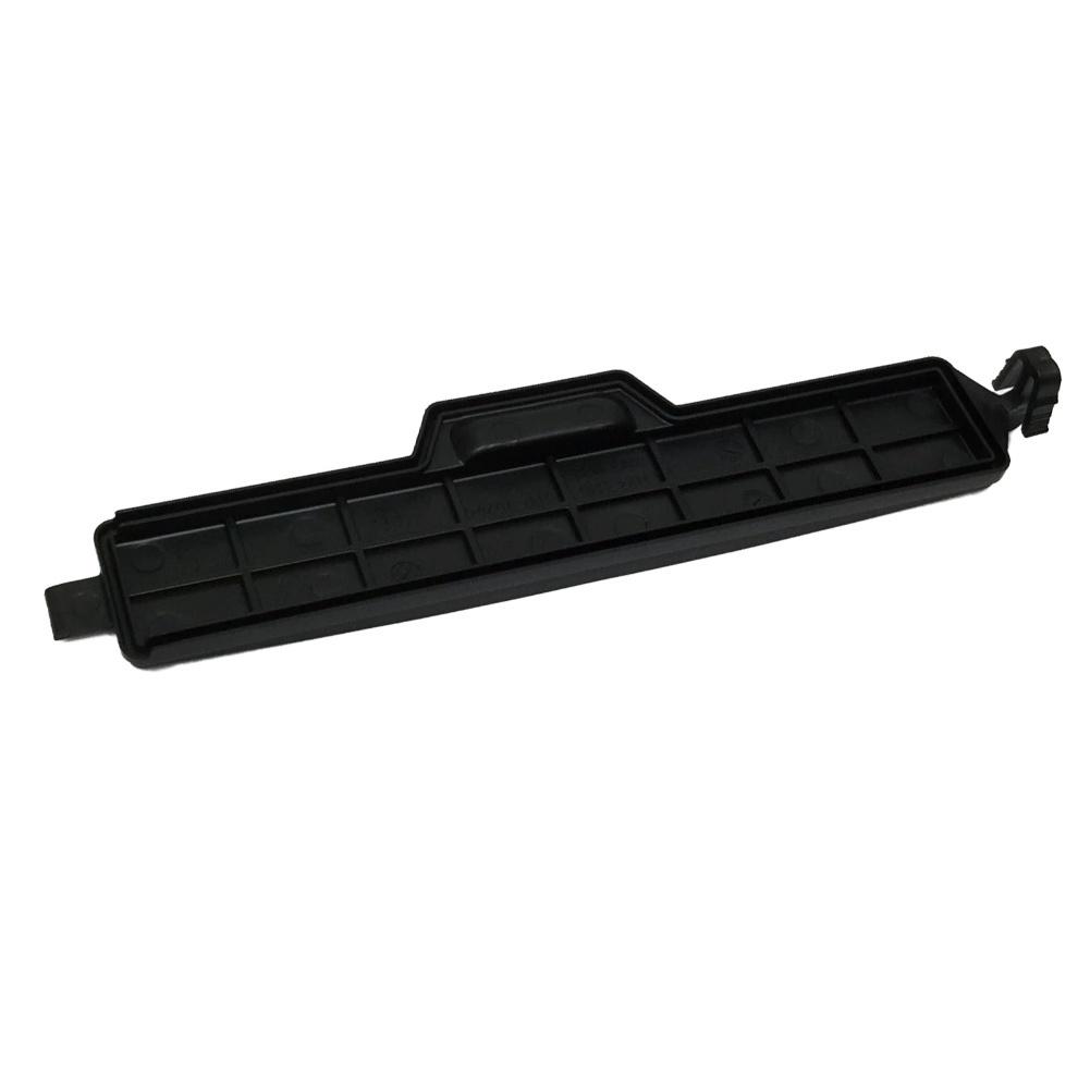 Replacement Filter Cover Cabin Filter Access Cover Car Maintenance OE Reference Number Automotive Cabin Filter Cover Air Filter