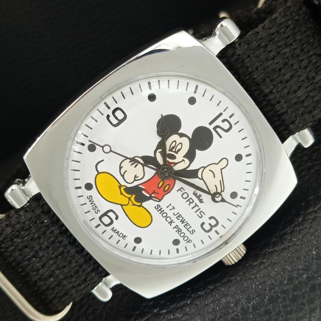 

HAND-WINDING VINTAGE SWISS MENS REFURBISHED WHITE COLOR DIAL WATCH a707305-1