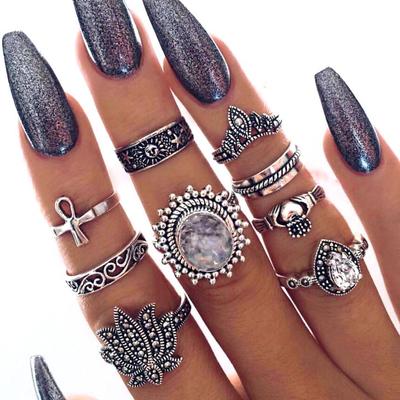 Europese & Amerikaanse Hete Verkoop Retro Etnische Vingerkootjes Ringen: 9-delige edelsteen set