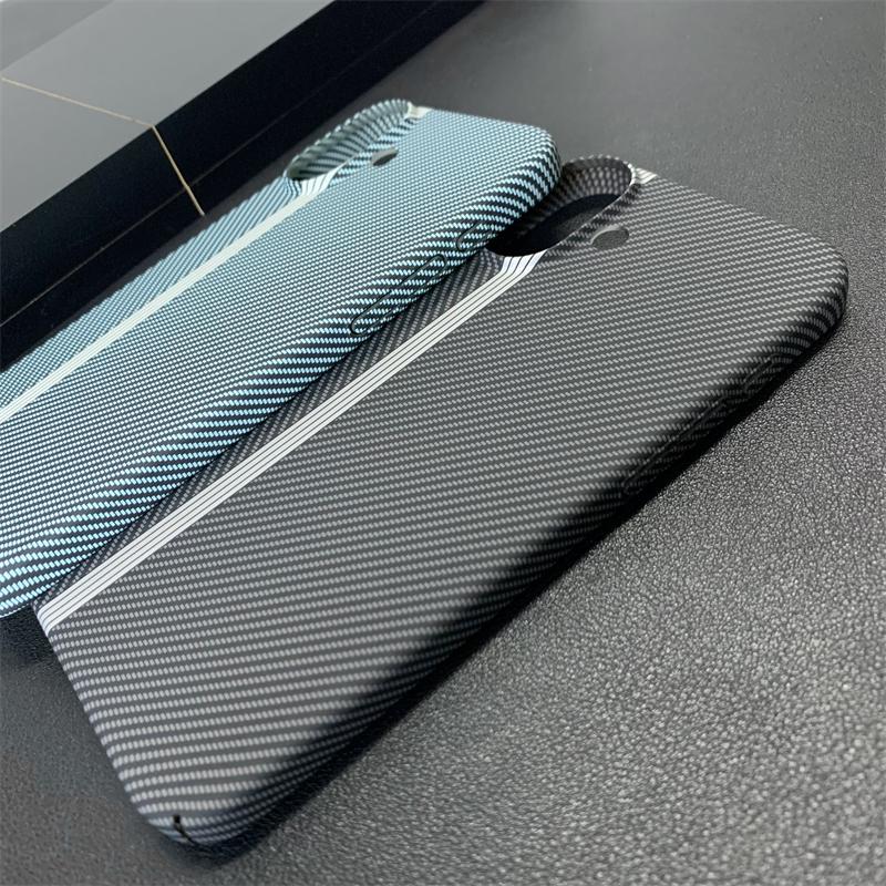 Double Color Carbon Fibre Silicone Phone Case for iphone 16 Pro Max Plus Ultra Thin Shockproof Bumper Cover Luxury