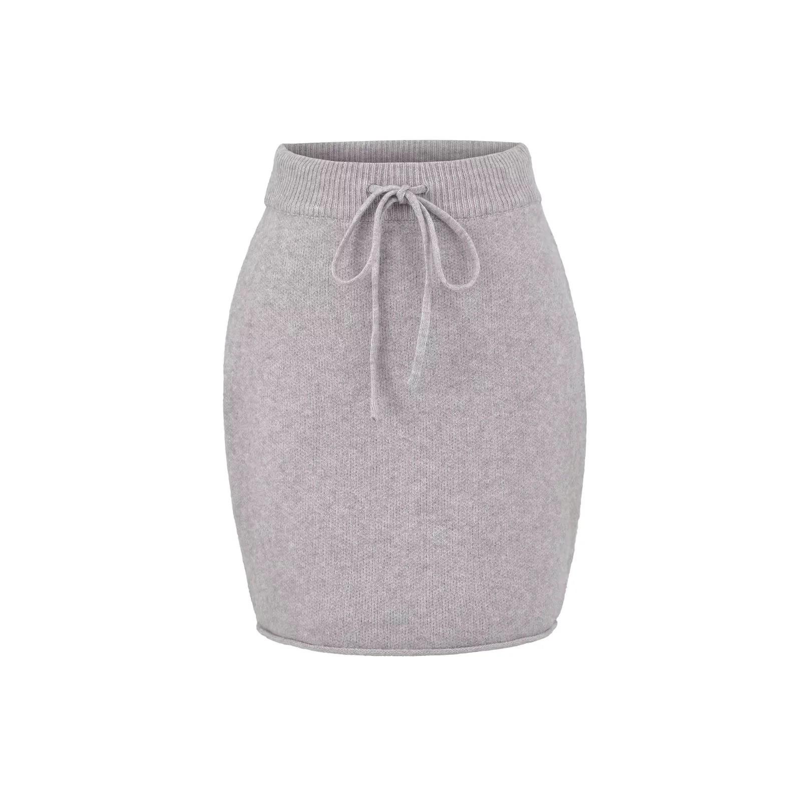 Осень/Зима 2025 Облегающая юбка-миди из эластичного рубчатого трикотажа с высокой талией и деталью-завязкой Small серый