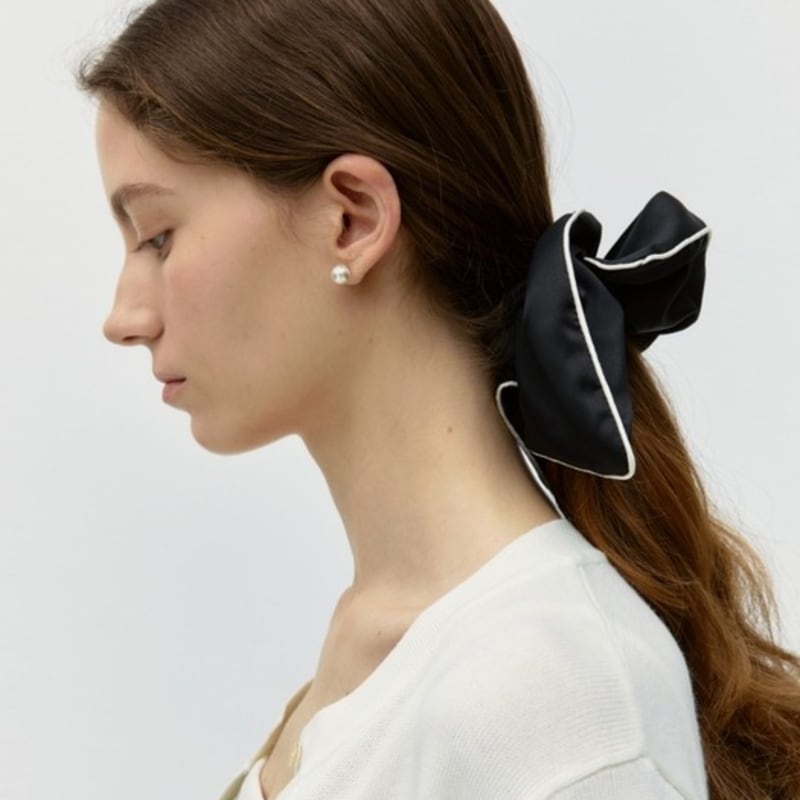 DEPOUND Square Satin Scrunchie - Black