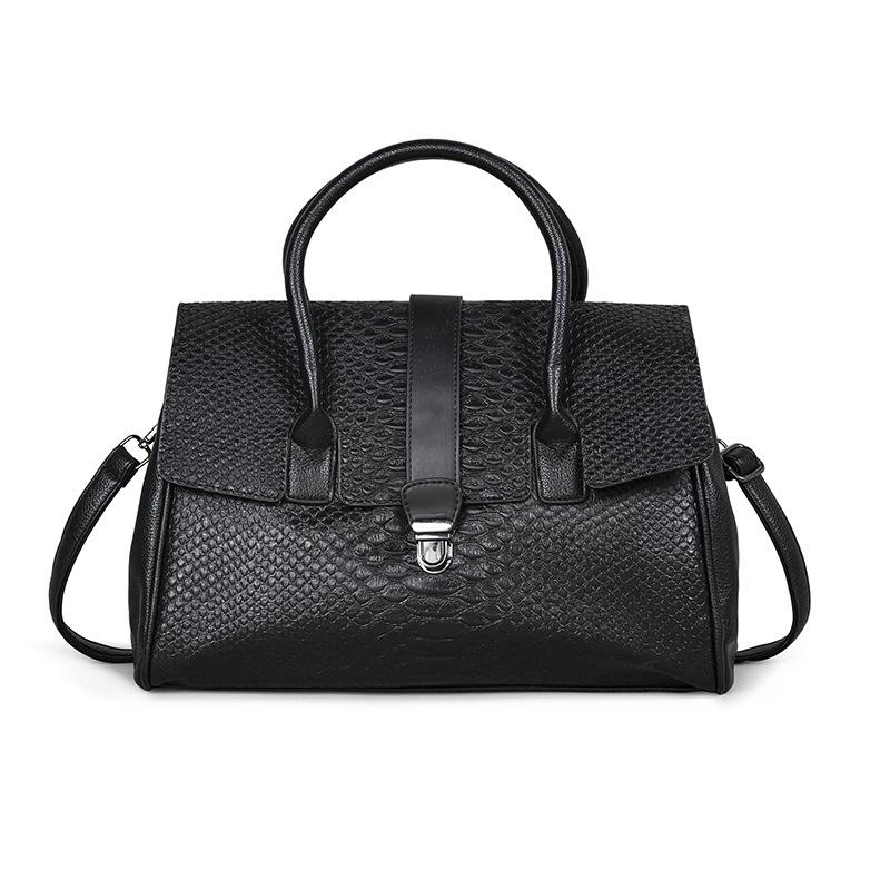

High-end, Luxurious, Niche, Large-capacity Tote Bag for Commuting, Single-shoulder Crossbody Bag чорний