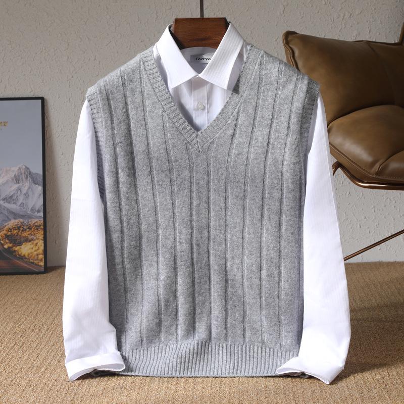 

Men s 100% Pure Wool V-Neck Thickened Sleeveless Knit Vest - Solid Color, Ribbed, Slimming, Warm XXXL (190-210 jin) світло-сірий колір