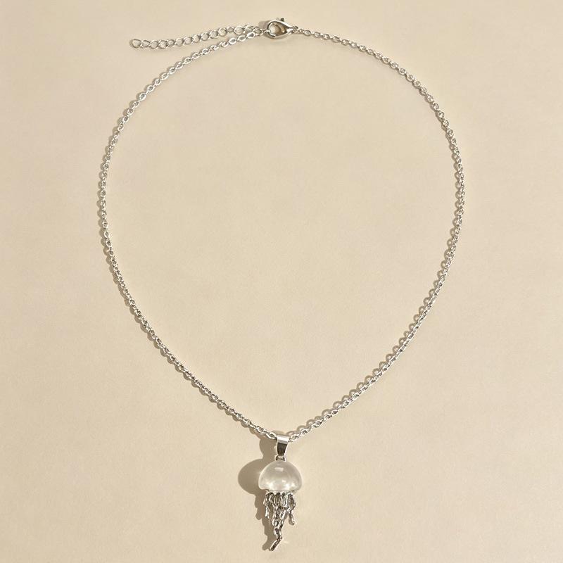 "Deep Sea Healing" Fresh Jellyfish Necklace - Romantic Summer Seaside Accessory