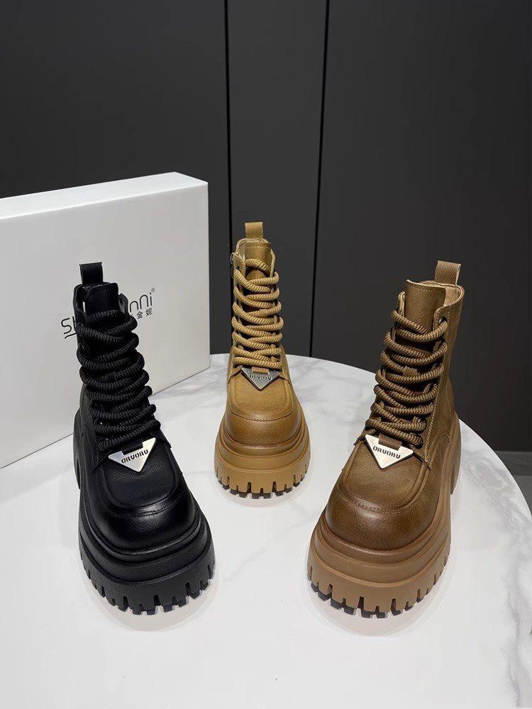 

Женские ботинки на шнуровке универсальные 2025 британский стиль бархатные на толстой подошве ботинки Мартина женские осенне-зимние короткие ботинки круглый носок новые черные 40 светло-коричневого