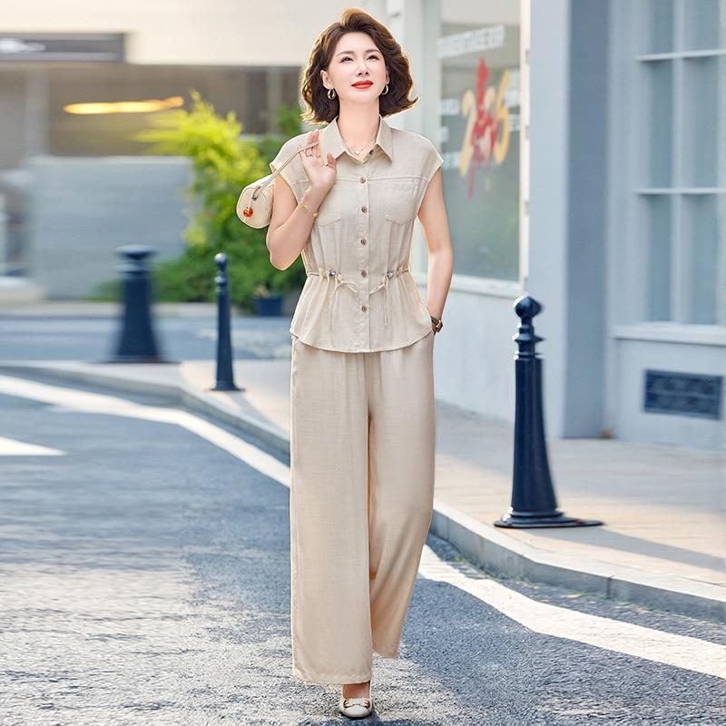Elegant Summer 2026 Two-Piece Set: Short Sleeve Loose Top & Wide Leg Pants for Women - Chic & Dignified Style for Middle-Aged and Elderly