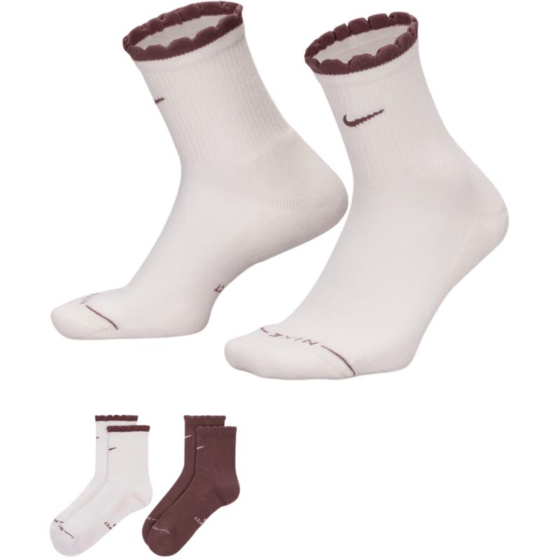 

Nike Men s Breathable Sports Socks L