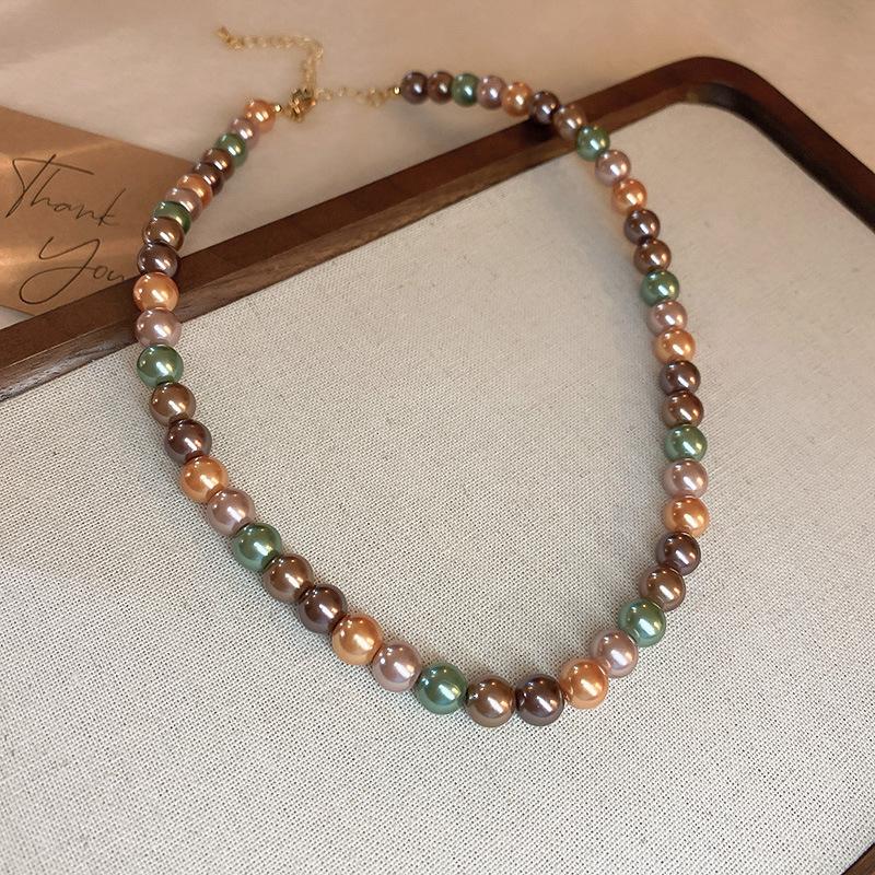 Fashion versatile color matching pearl necklace retro niche high-end sense collarbone chain personality light luxury design sense necklace women