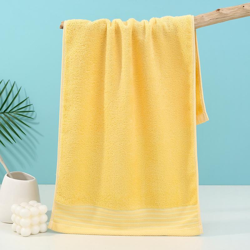 Absorbent, non-shedding bamboo fiber towel: superior to pure cotton towels for bath use.
