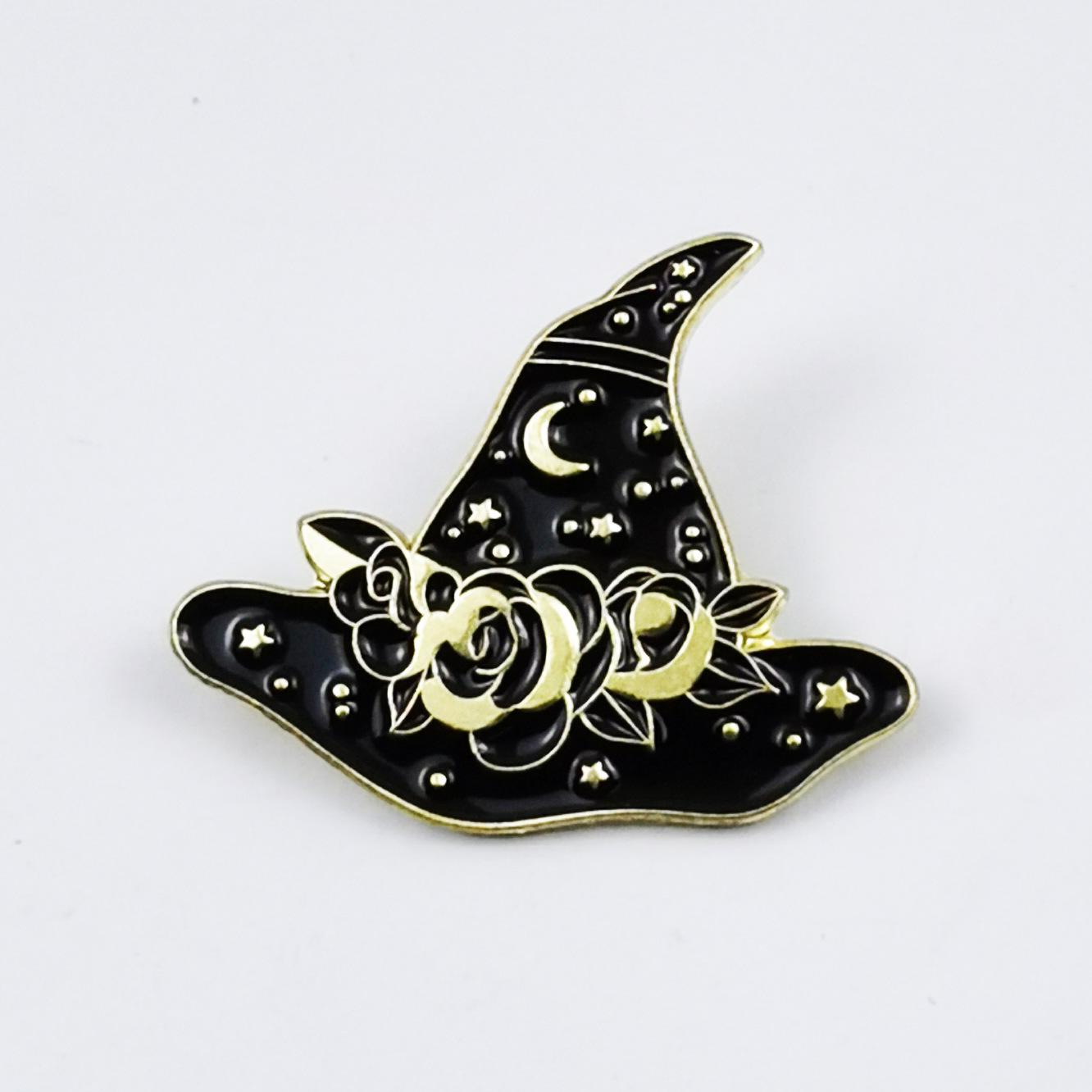 Creative Punk Witch Hat Brooch: Halloween Cartoon Magic Badge Ornament