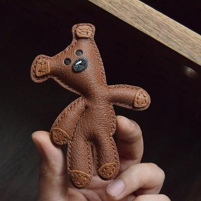 Hand-sewn Bear Leather Car Keychain Pendant Bag Pendant Simple Cute Female Gift Keychain