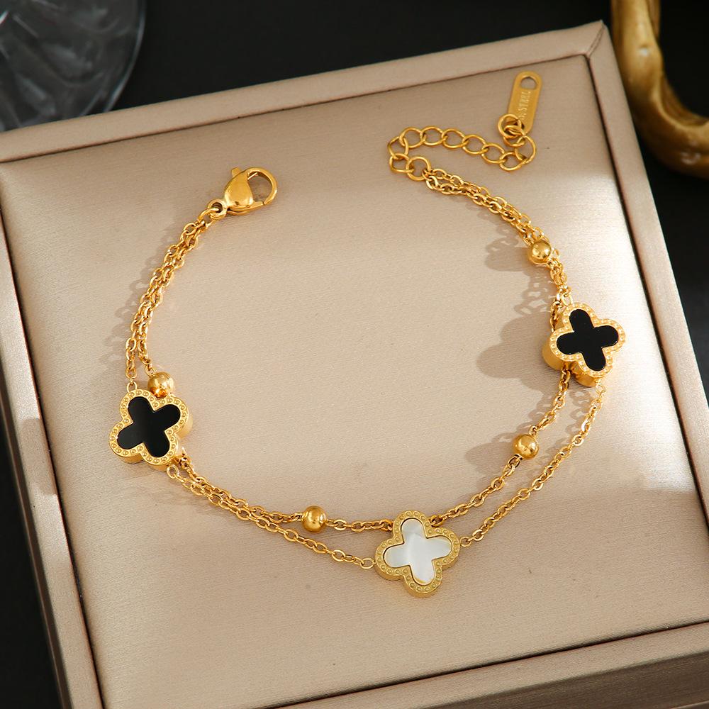 Luxe Titanium Staal Vierbladig Klaver Armband in Koreaanse Stijl met Ingelegde Diamanten voor Vrouwen - Kleurvast