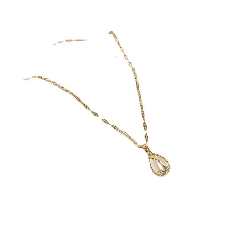 Fashion High Sense Imitation Opal Tulip Titanium Steel Necklace Girls Internet Celebrity Collarbone Chain