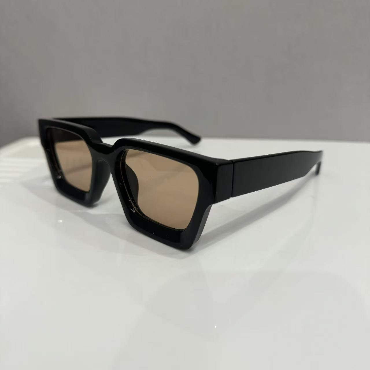 

Трендовые минималистичные европейско-американские квадратные солнцезащитные очки с толстой оправой 2023 Regular