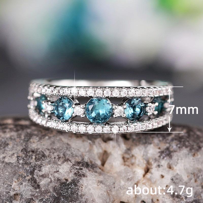 Sapphire Hollow Design Luxury Evening Ring