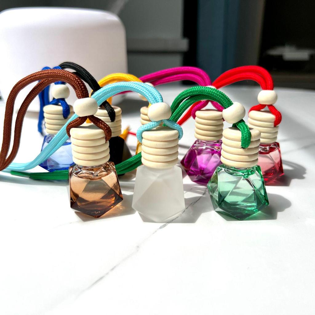 High-Grade Aroma Essential Oil Pendant: Long-Lasting, Odor-Removing Car Fragrance 