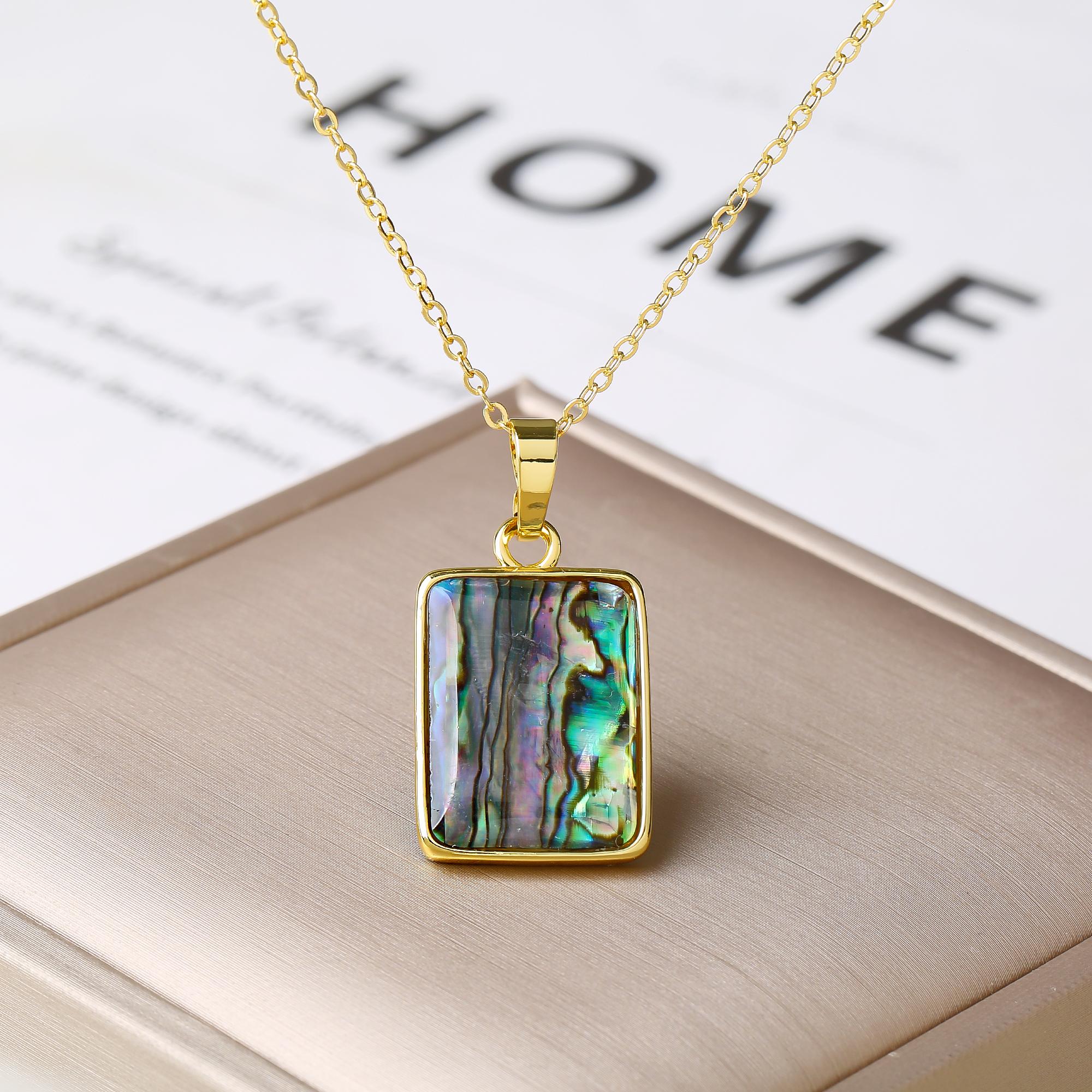 Gold Plated Natural Abalone Shell Pendant Necklace for Women Waterdrop Heart Oval Square Shell Choker Boho Beach Fashion Zircon