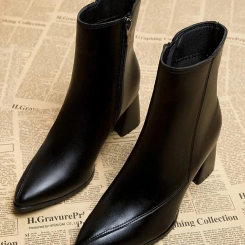 High Quality New Fashion Pointed Toe Thick Heel Side Zipper Short Tube Boots for Women In Autumn Winter of 2026 Zapatos De Mujer