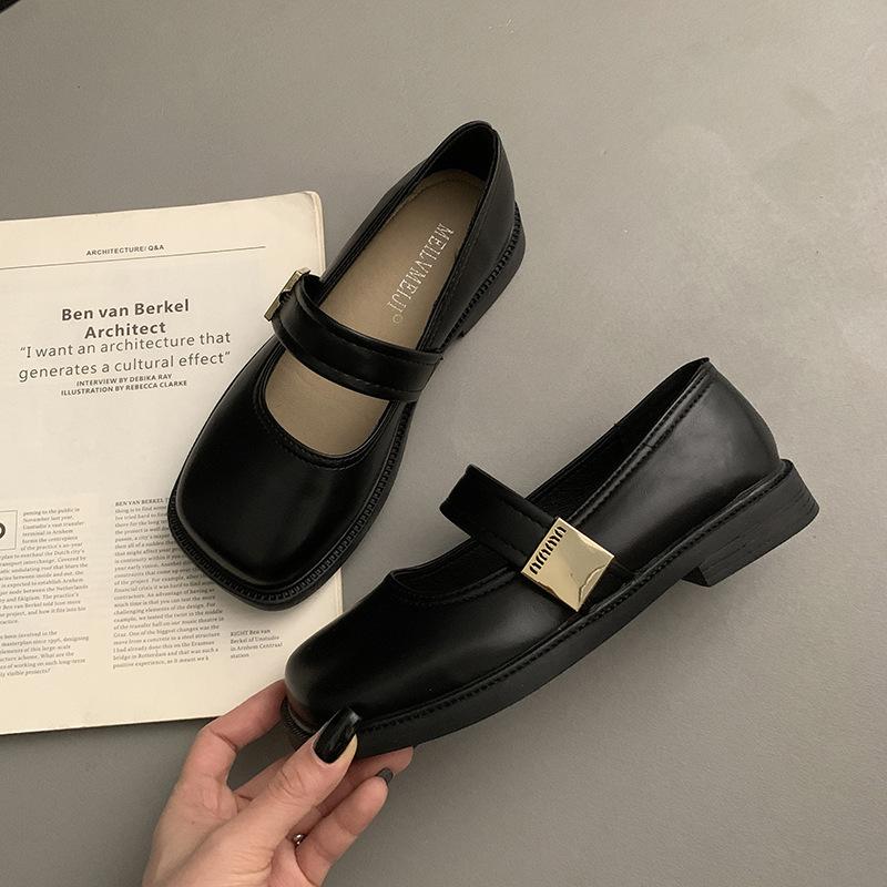 

Модный темперамент Белый французский легкий рот квадратная голова туфли Мэри Джейн женская одежда 2025 новые летние ретро одинарные туфли 35 чёрный