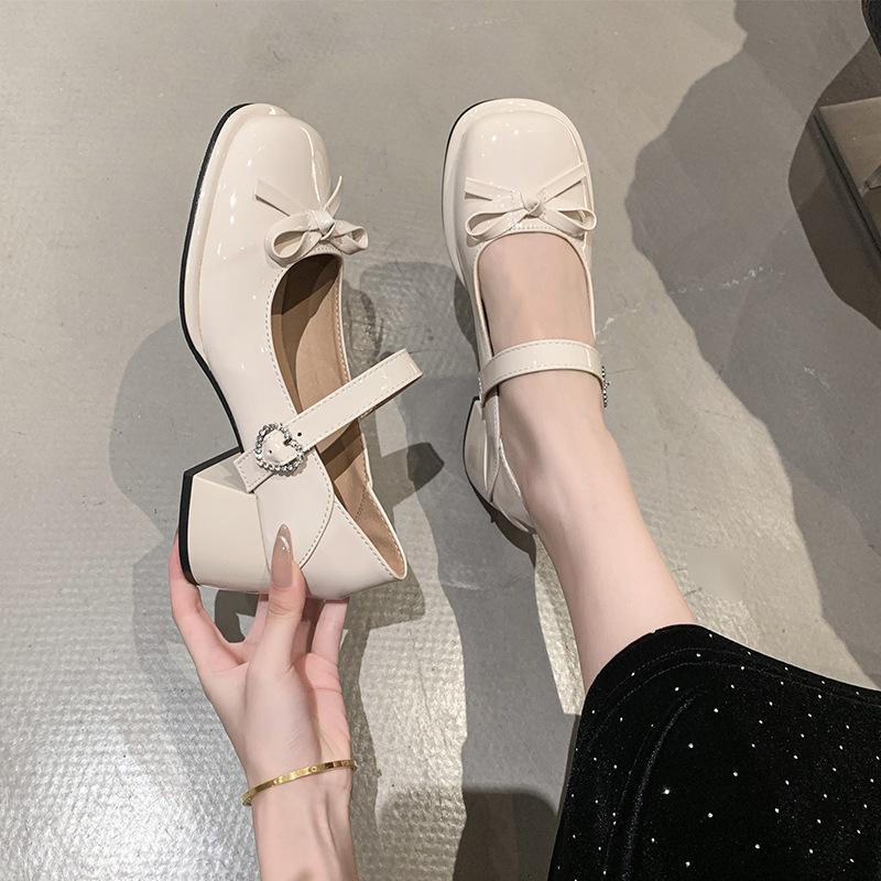 In the summer of 2025, the new Korean version with skirt, light mouth fashion, single shoes with thick heels, casual Mary Jane shoes for women