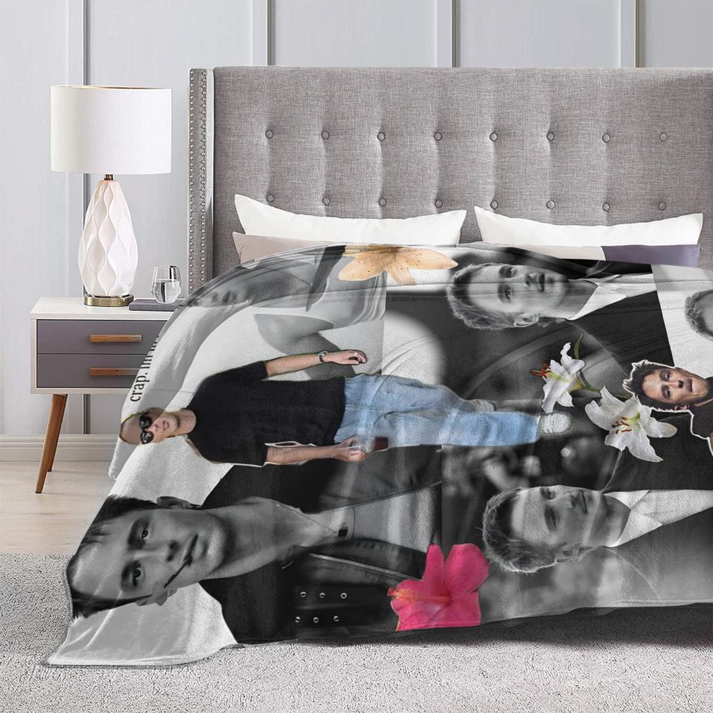 Drew Starkey Plüschdecken Kinder Flanell Überwurfdecke für Sofa Sessel Warmes Design Qualitäts Tagesdecke Geschenk