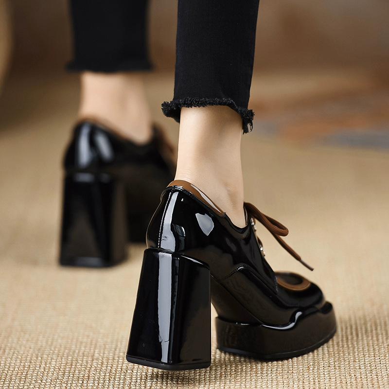 Fashion Retro Burgundy Patent Leather Platform Pumps Women Fashion Lace Up Thick Heel Designer Shoes Elegant Commuter Office Casual Shoe