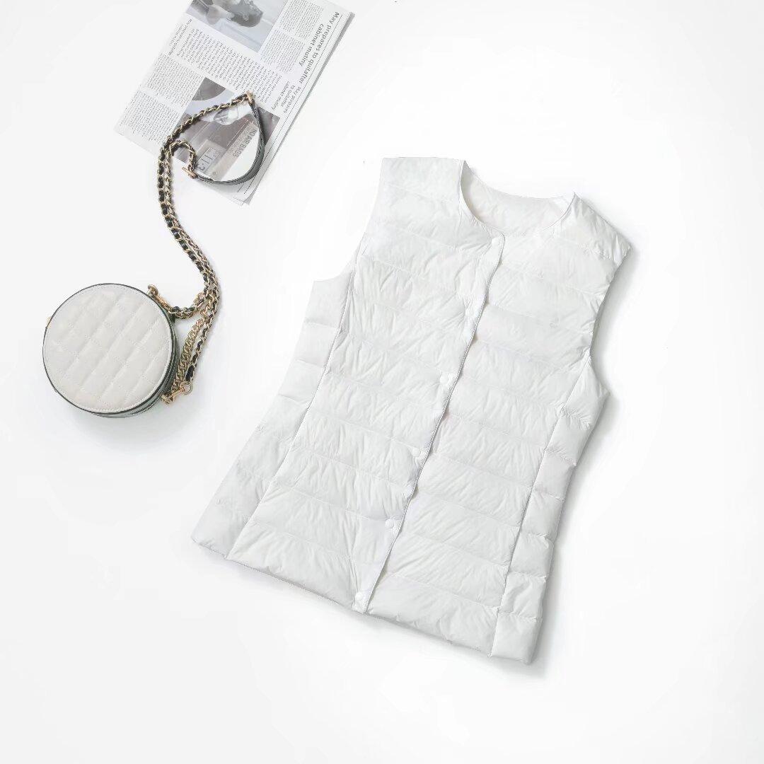 

Autumn and Winter Women Sleeveless Puffer vest Female Down Ultra Lightweight Packable Warm Down Liner Vest XXXXL білий