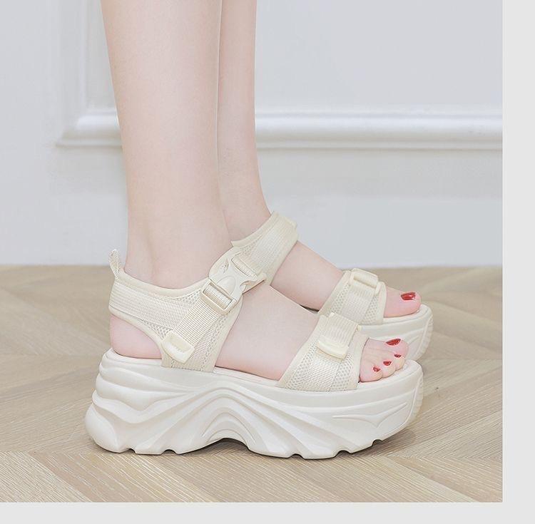 

Популярные спортивные сандалии женские летние 2024 новые женские туфли на танкетке женские белые туфли-маффины на платформе 35