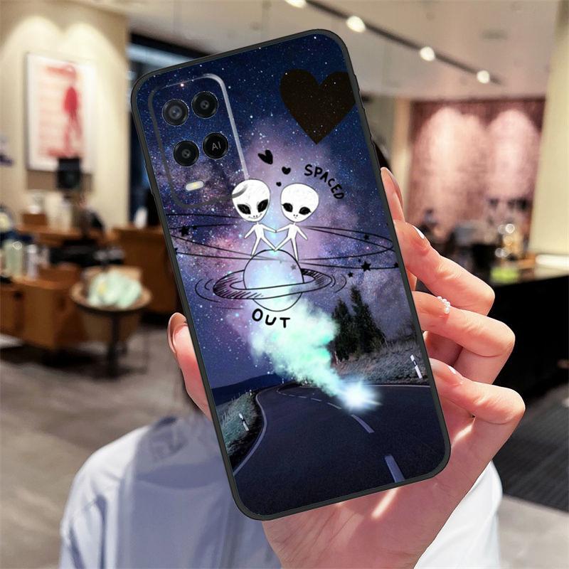 Aesthetic Alien Case For Oppo A94 A54 A40 A60 A80 A98 A78 A18 A38 A58 A16 A76 A96 A17 A77 A74 A57S A15 Cover
