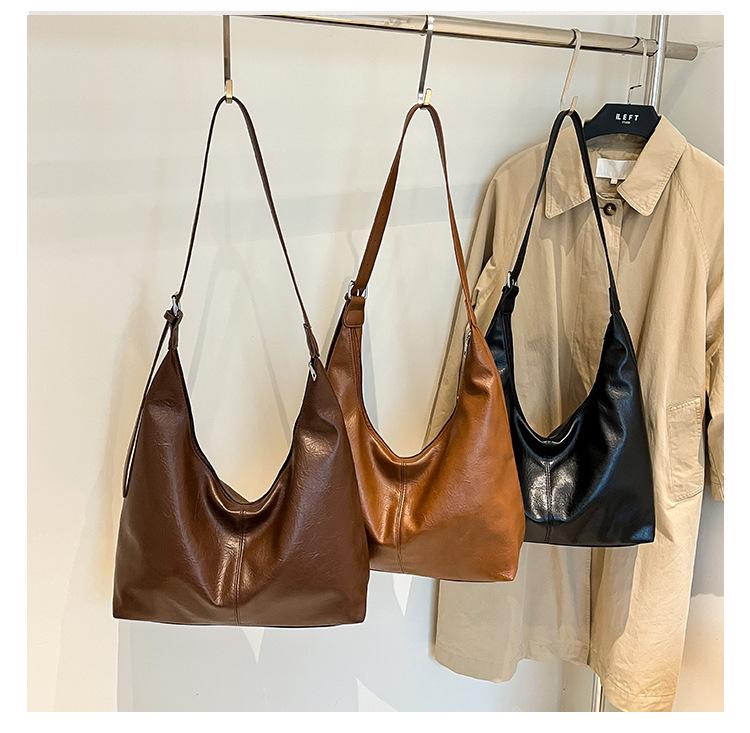 Women's Retro Textured Large Capacity Shoulder & Crossbody Bag - Versatile for Casual and Commuting, Perfect for Autumn