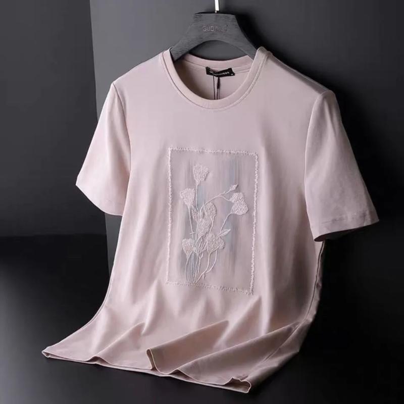Women's Elegant Light Pink Flower Embroidered Casual Tee