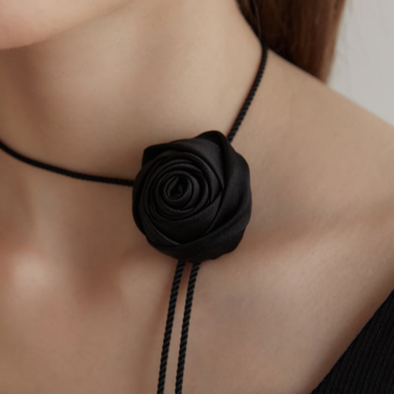 Tatiana Glory Rosette Loop Tie NZ2121