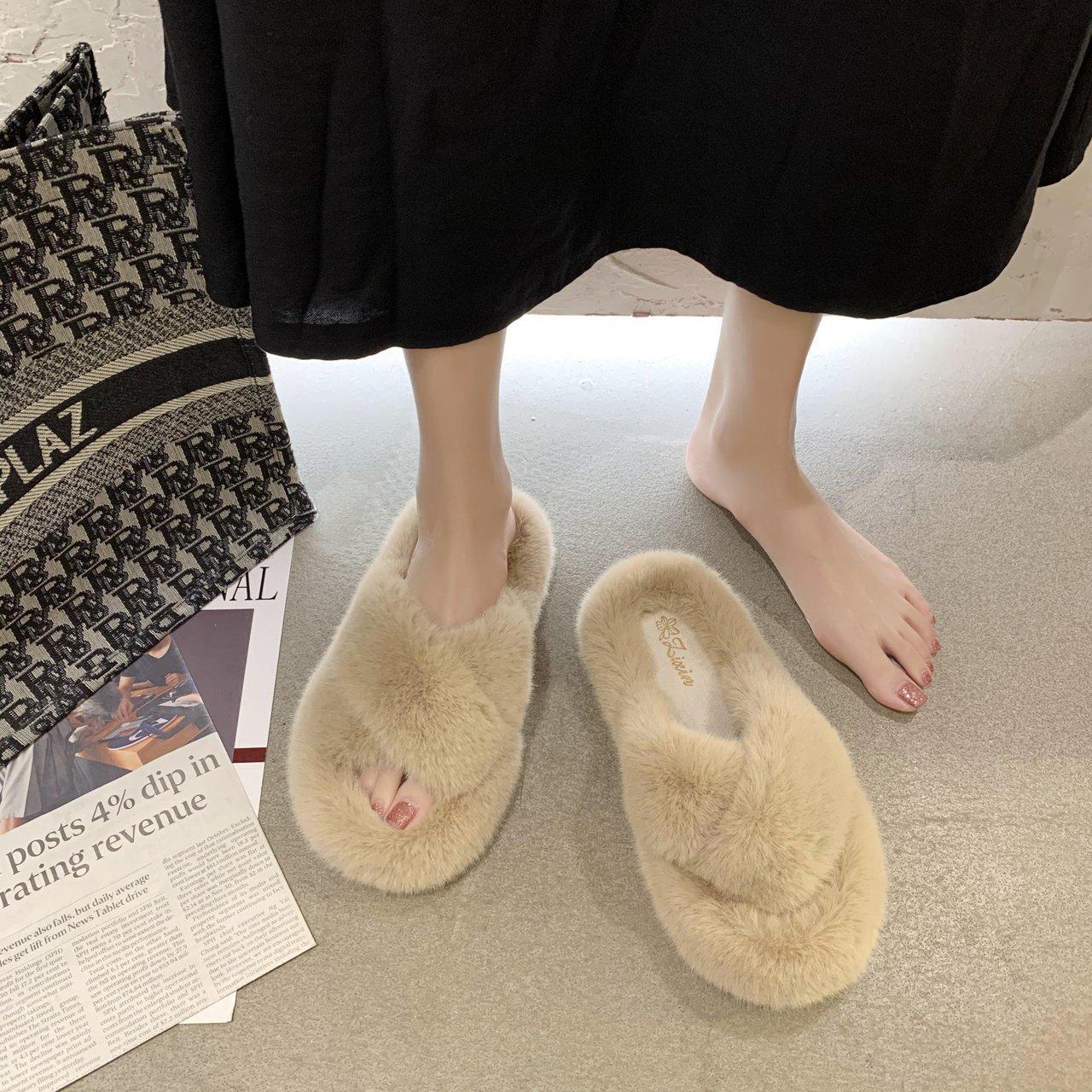 

Тапочки Mao Mao, женская верхняя одежда 2025 года, новая корейская версия, модные плоские туфли на осень и зиму для отдыха и дома, хлопковая швабра с крестом 40 хаки