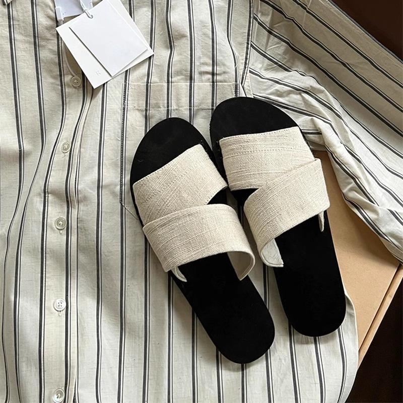 2025 new niche canvas open-toed lazy slippers wear one word broadband simple casual flat cool slippers women