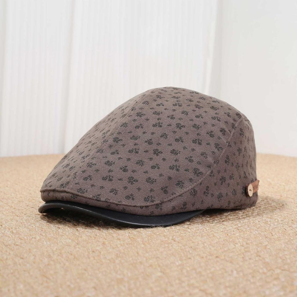 South Korea's new retro floral forward hat women's autumn and winter literary and leisure short-brimmed peaked hat shows a small face