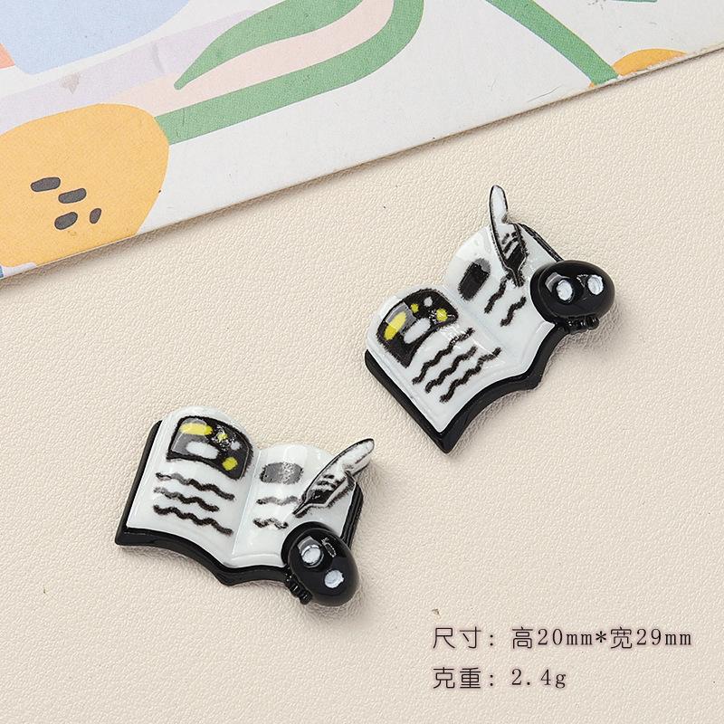 10 Pcs New Cartoon Halloween Book Bat Animal Series Resin Scrapbook Diy Jewelry Party Children Gift Hairpin Accessories A8