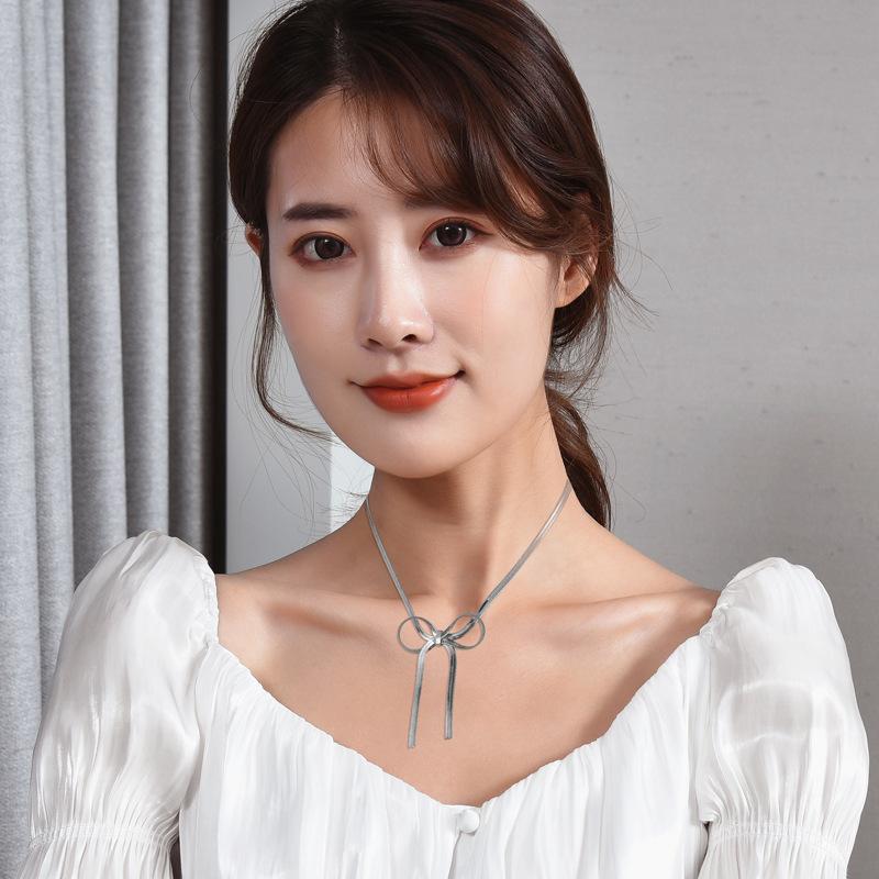 Bow Metal Set Necklace Ins Minimalist Design Commuter Snake Bone Chain Cold Wind Temperament Necklace Women