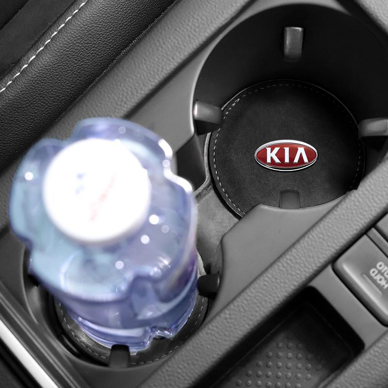 1 buc 2025 Modă Nou Suport de pahar auto Pad PU Piele Slot Coaster antiderapant Mat Pentru KIA K5 K9 Sorento Ceed Sportage Carnival Stinger Forte Niro Cadenza