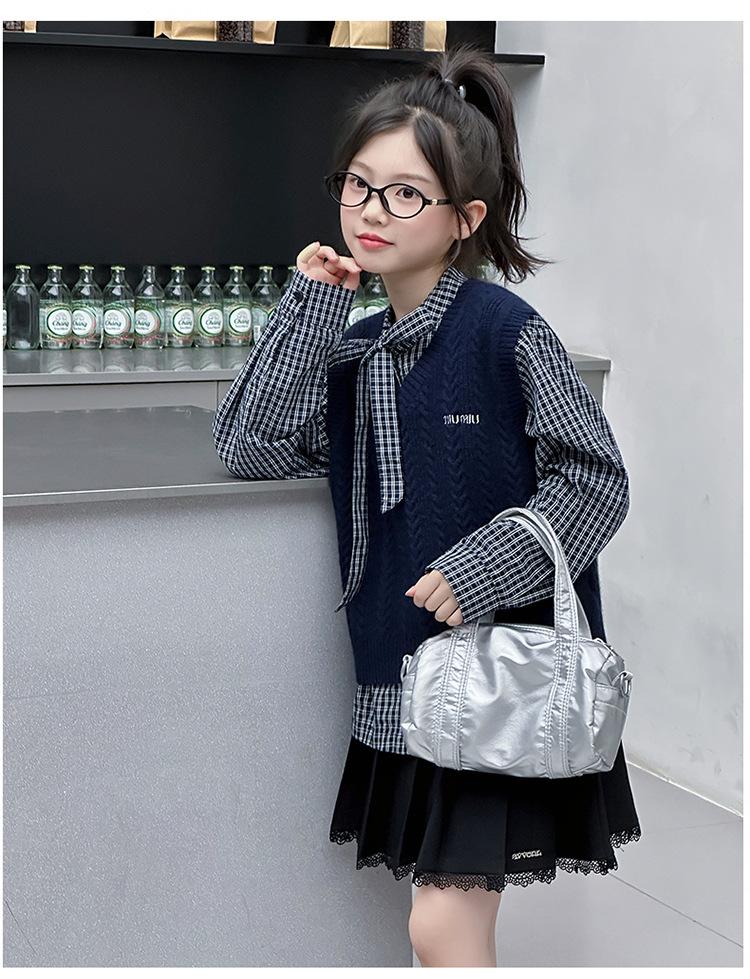 Jesień 2025 Dziewczęcy Sportowy Zestaw Dwuczęściowy w Stylu Akademii – Casualowa Koszula i Sweter dla Dzieci Średnich i Dużych