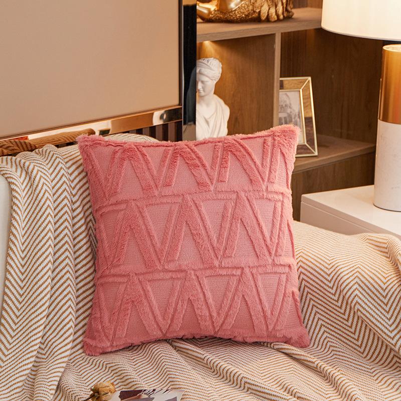 Luxury Style Soft Plush Faux Wool Couch Throw Pillow Covers Vintage Pattern Woven for Bedroom Home Decorative & Throw Pillows