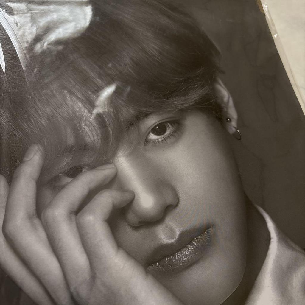 [USED] Rare BTS WINGS THE FINAL Premium Photo V Tae