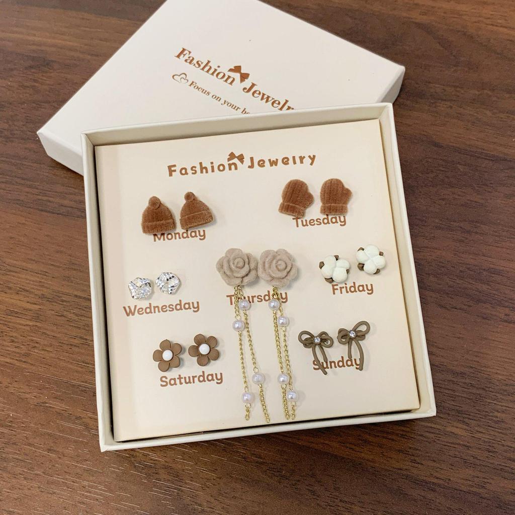 Letnie Kolczyki Serce z Kwiatami Pudełko Prezentowe: Wszechstronne codzienne ubrania dla kobiet i studentek