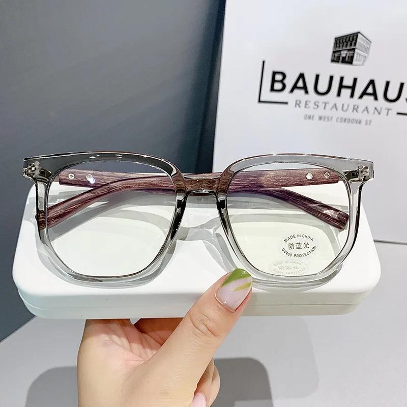 

Luxury Blue Light Blocking Reading Glasses Women Men Wooden Legs Presbyopia Eyeglasses HD Lens Farsighted Eyewear with Diopter 2