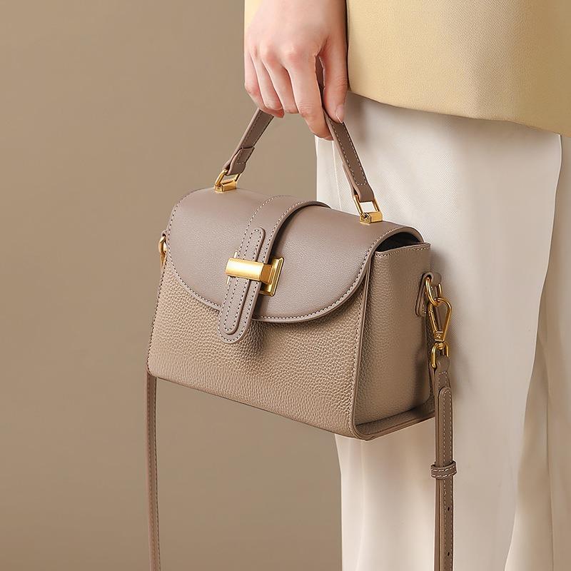 Bag women's new handbag autumn and winter leather women's bag atmospheric shoulder messenger bag